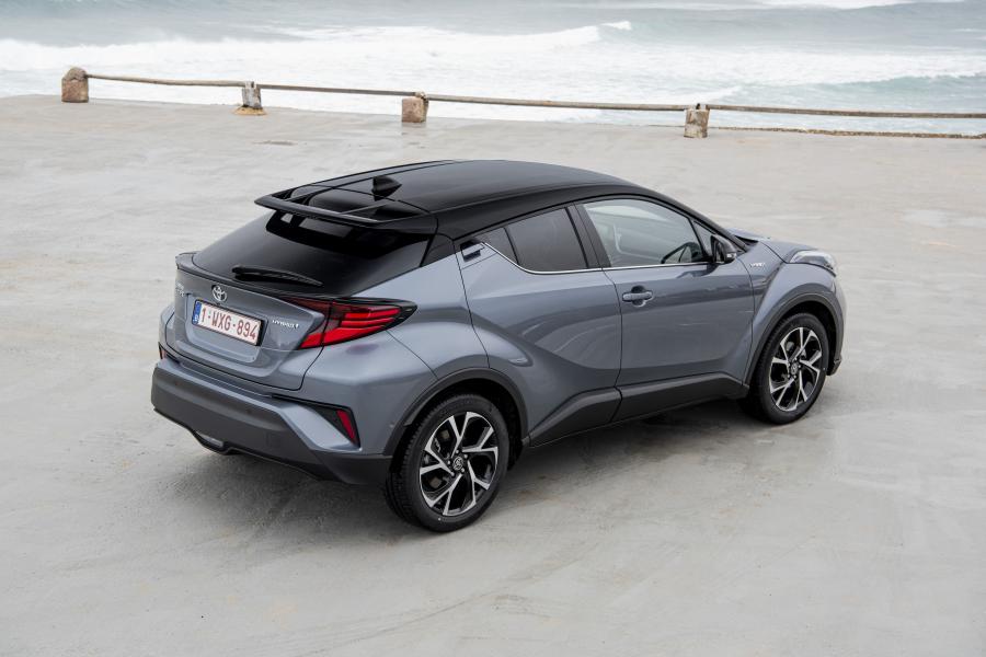  Toyota C-HR Hybrid 2019 года  (WW) (фото 141 из 174)